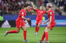 开云官方app入口-巴拿马女足备战奥运会，备战训练热力四射