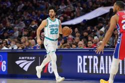 开云体育官方网站-黄蜂主场险胜公牛，士气大增