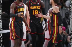 开云体育中国-包含老鹰大胜骑士，豪取三连胜的词条