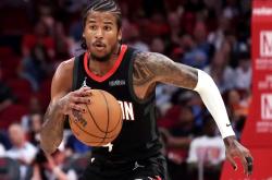 开云平台-包含火箭客场大胜雷霆，取得关键胜利的词条