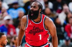 开云下载-快船逆袭太阳，小卢卡单节历史新高