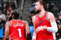 开云体育APP下载-马刺主场大胜快船，终结对手连胜