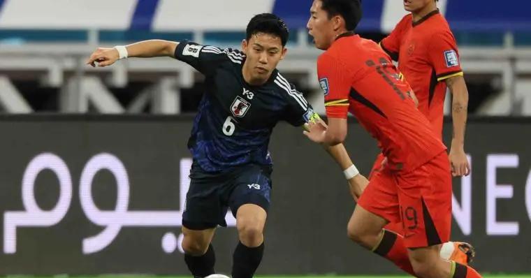 日本队在场上展现出色团队合作