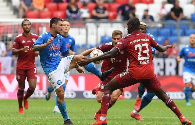 霍杰破门，AC米兰主场击败那不勒斯