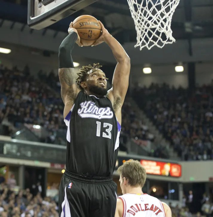 快船客场击败森林狼,取得三连胜 快船客场击败森林狼,取得三连胜