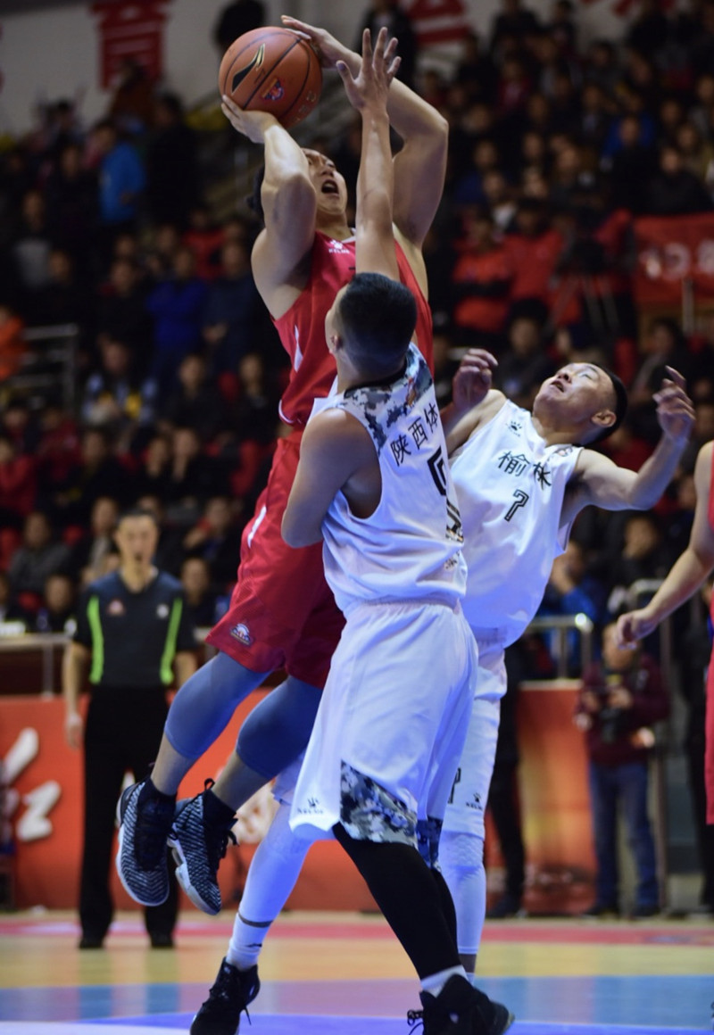 陕西男篮总决赛夺冠,创造历史辉煌 陕西男篮总决赛夺冠,创造历史辉煌