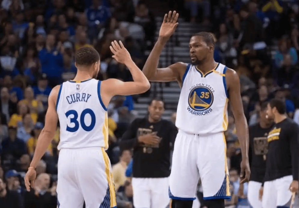 勇士大胜角色球队，杜兰特继续高效