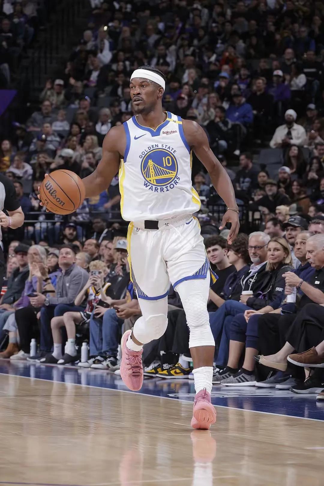 勇士再遇连败,失利于老鹰 勇士再遇连败,失利于老鹰